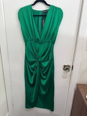 PrettyLittleThing Emerald Green Twist-Detail Midi Dress